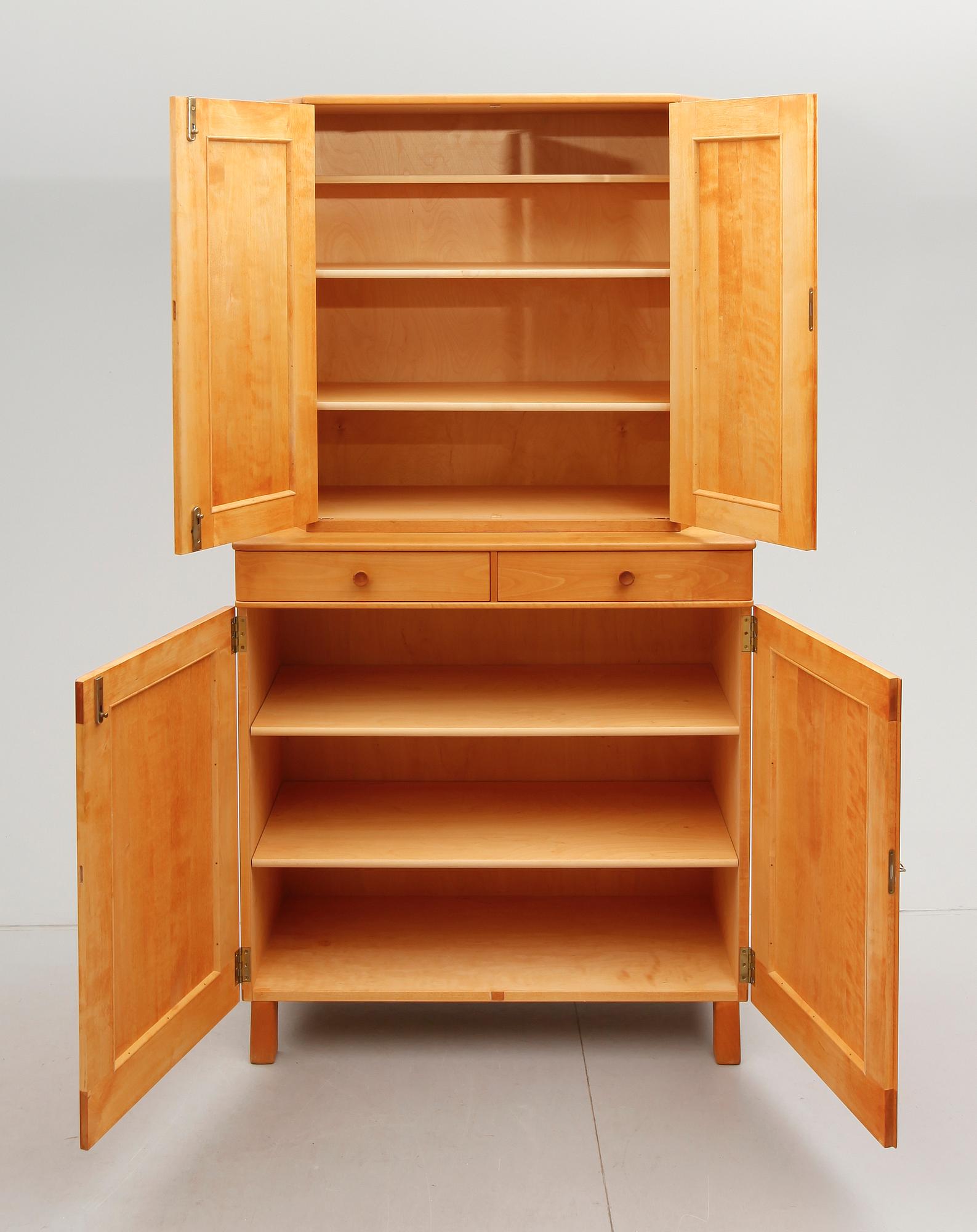 SKÅP, Carl Malmsten, Waggeryds Möbelfabrik, 1900-talets andra hälft.