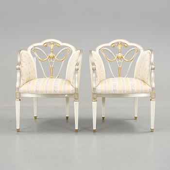 FÅTÖLJER, ett par, Louis XVI-stil, modern tillverkning.