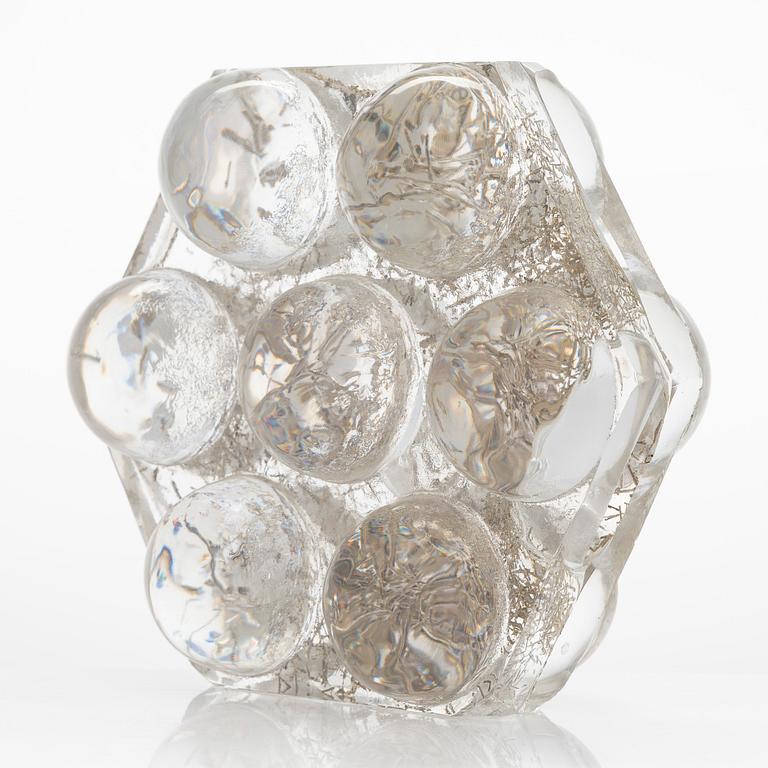 Nanny Still, a signed "Focus" glass sculpture from 1970s.