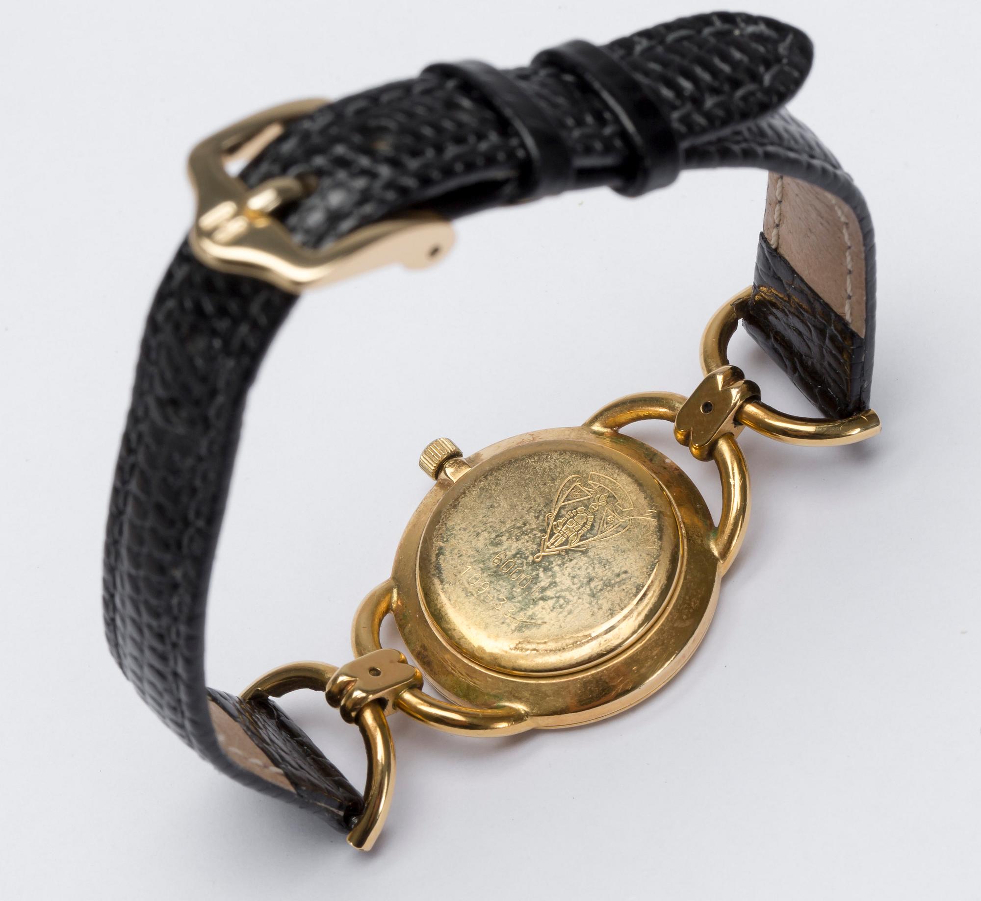 ARMBANDSUR, dam, Gucci.