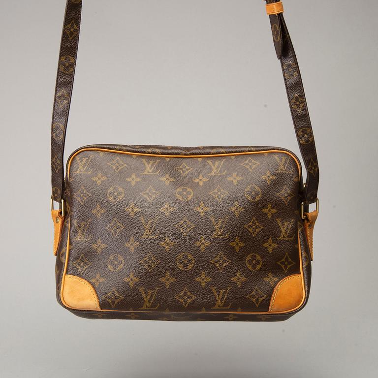 LOUIS VUITTON, axelbandsväska, crossbody.