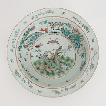 Handfat, porslin, Kina, Qingdynastin, 1800-tal.