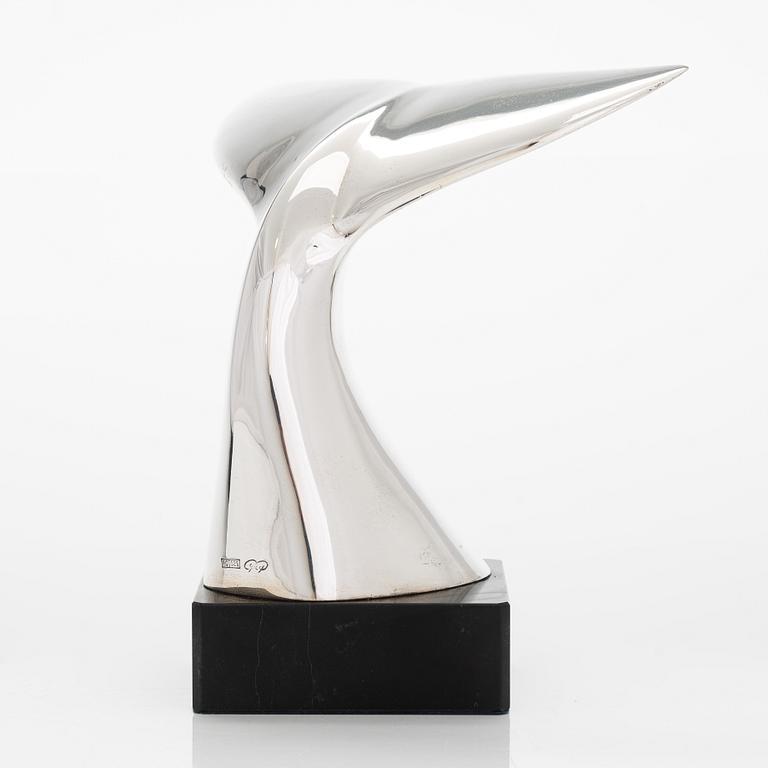 Pekka Piekäinen, a silver sculpture on stone base, marked PP. PlatinOro, Turku 1998/1999.