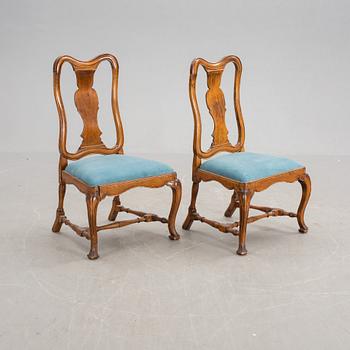 STOLAR, ett par, senbarock-stil, omkring 1900.