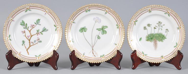 ASSIETTER, 6 st, porslin, "Flora Danica" Royal Copenhagen, Danmark.