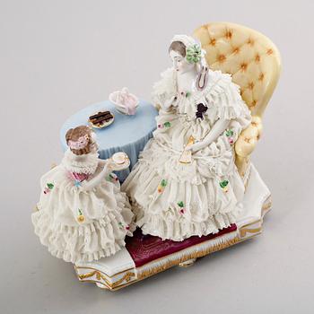 FIGURGRUPP, porslin, Tyskland, 1900-talets första hälft.