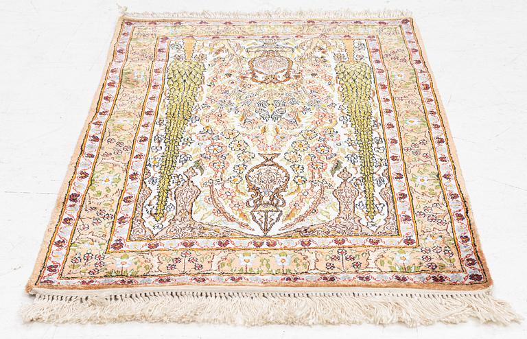 Rug, oriental, silk, approx. 93 x 58 cm.