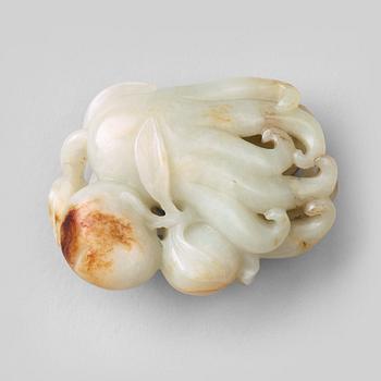 589. A Chinese carved nephrite sculpture. Qing dynasty, early 20th century.