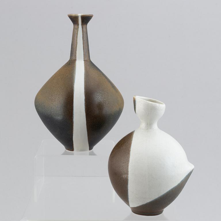 Gabi Citron-Tengborg, a set of two vases "Buckla", glazed stoneware, Gustavsberg, Sweden.