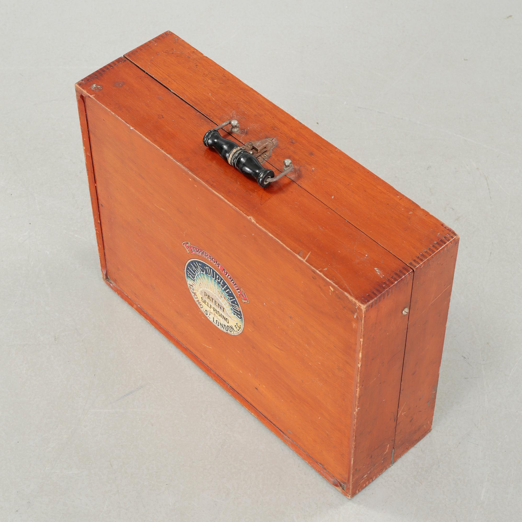 MIMEOGRAF, Ellam's Duplicator, "Diaphragm Model", omkring sekelskiftet 1900.