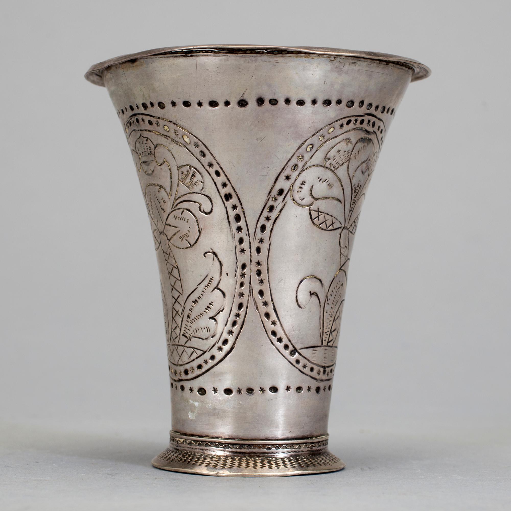 BÄGARE, silver, Petter Röding, Varberg, 1753. Vikt ca 62 gram.