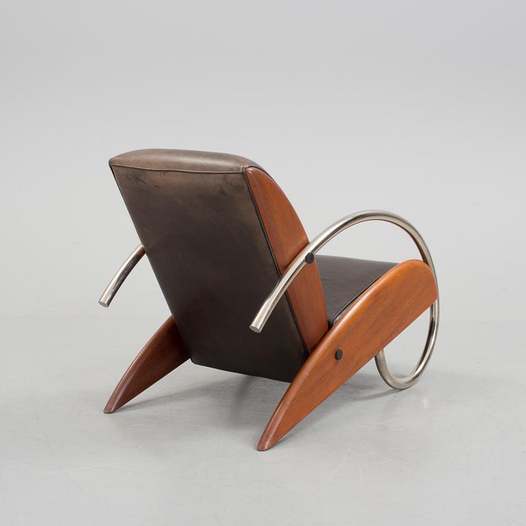 A Klaus Wettergren  "Streamline" armchair, Denmark, 1980s.