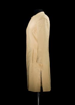 A cotton coat by Guy Laroche.