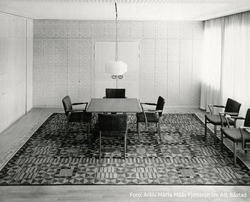Marianne Richter, MATTA. "Rubirosa, brun". Gobelängteknik. 247 x 175,5 cm. Signerad AB MMF MR.