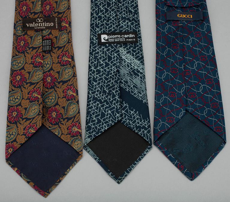 SLIPS, 3 st, Valentino, Gucci och Pierre Cardin.