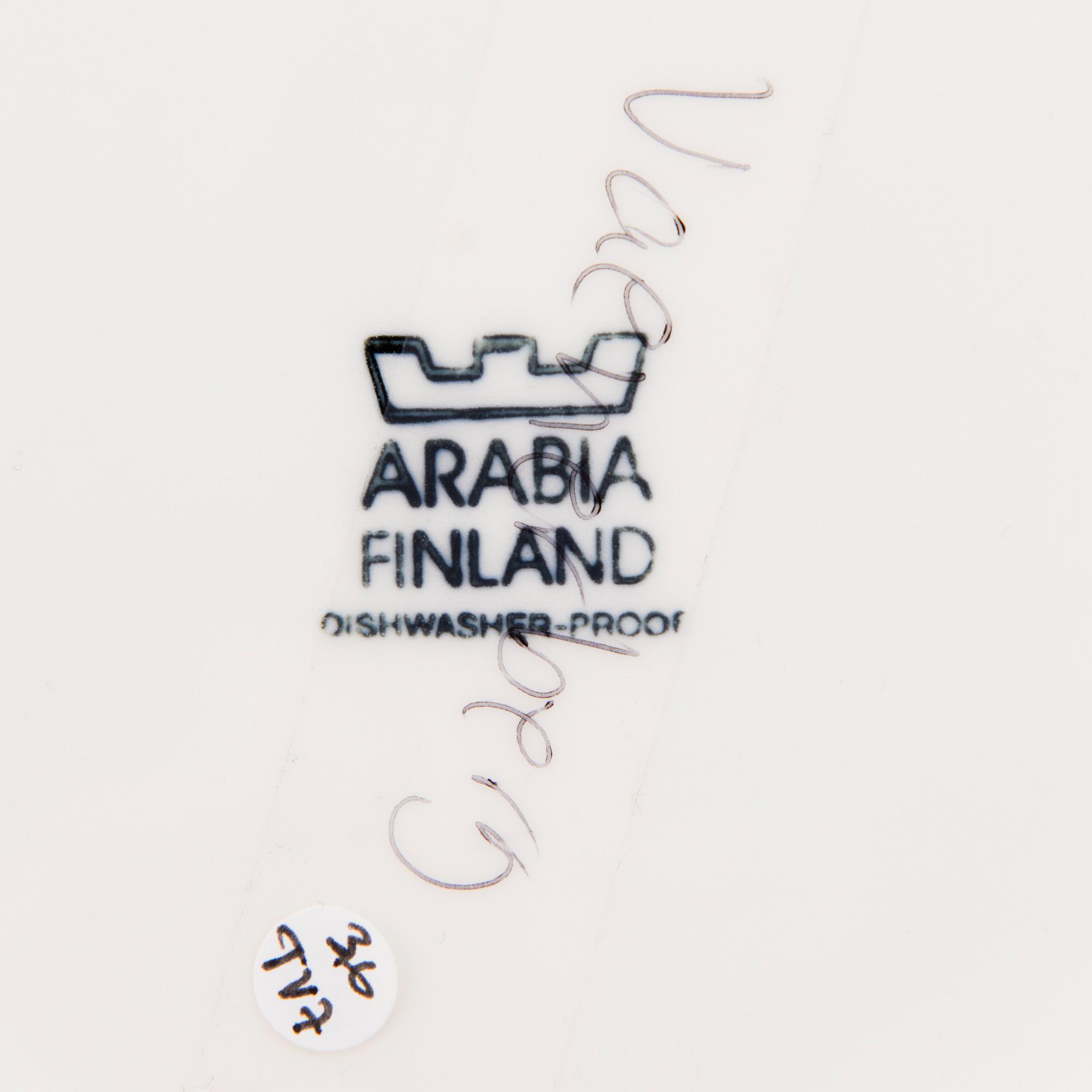 MUUMILAUTANEN, lastenlautanen, posliinia, uniikki "Muumi", Arabia. Ei tuotannossa.