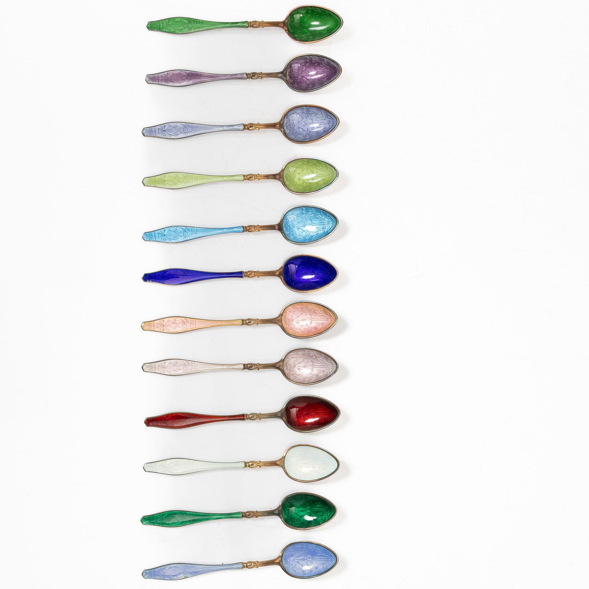 David Andersen, moccaskedar, 12 st, i etui, sterlingsilver och emalj, Norge, 1900-talets början.