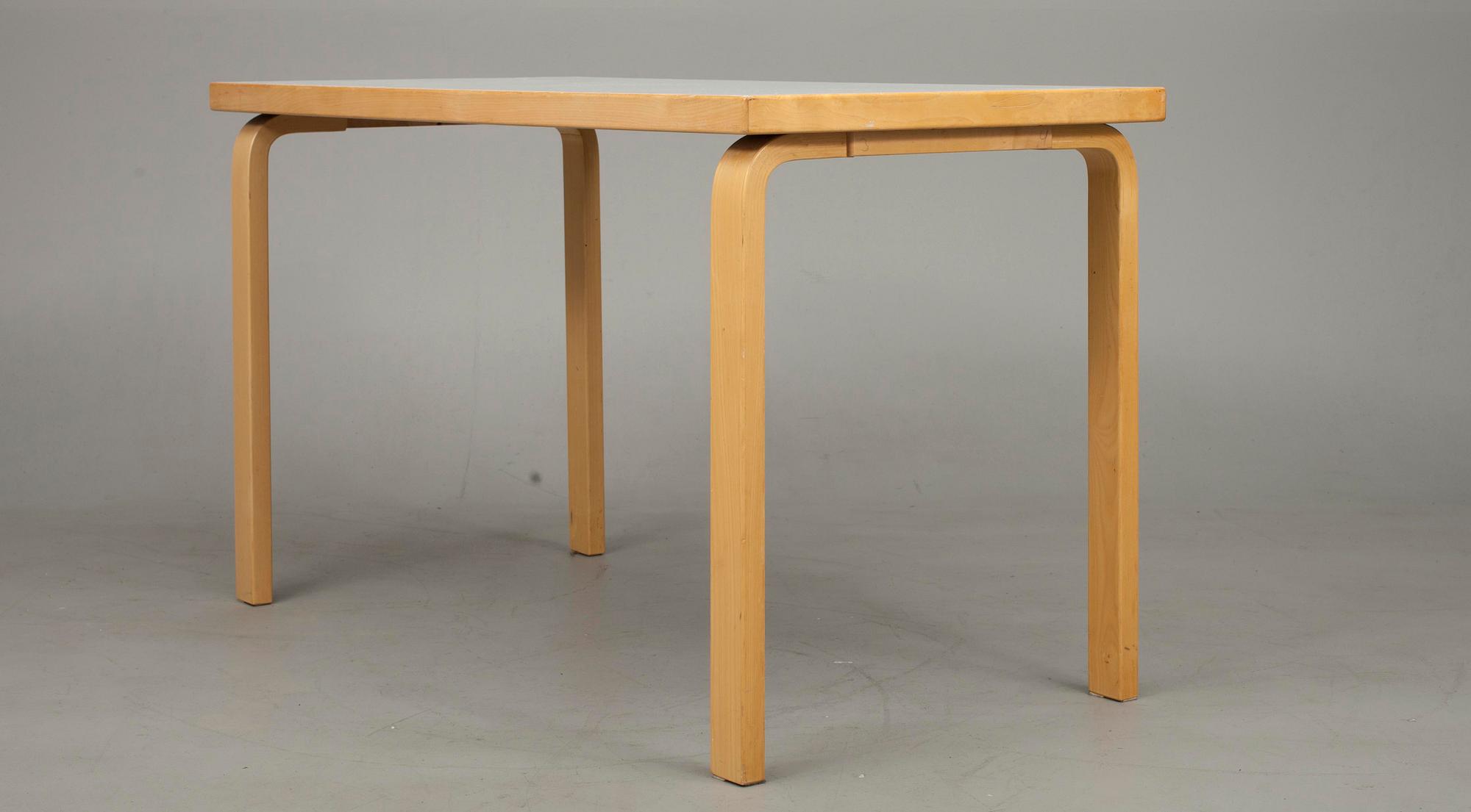 BORD, modell 80A, Alvar Aalto, Artek.