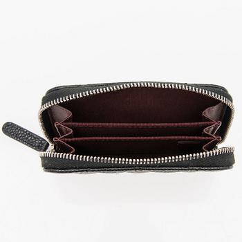LOMPAKKO, Chanel.
