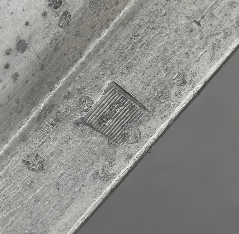 LJUSSTAKAR, ett par, tenn,  P.H. Lundén Lidköping (mästare 1797-1834).