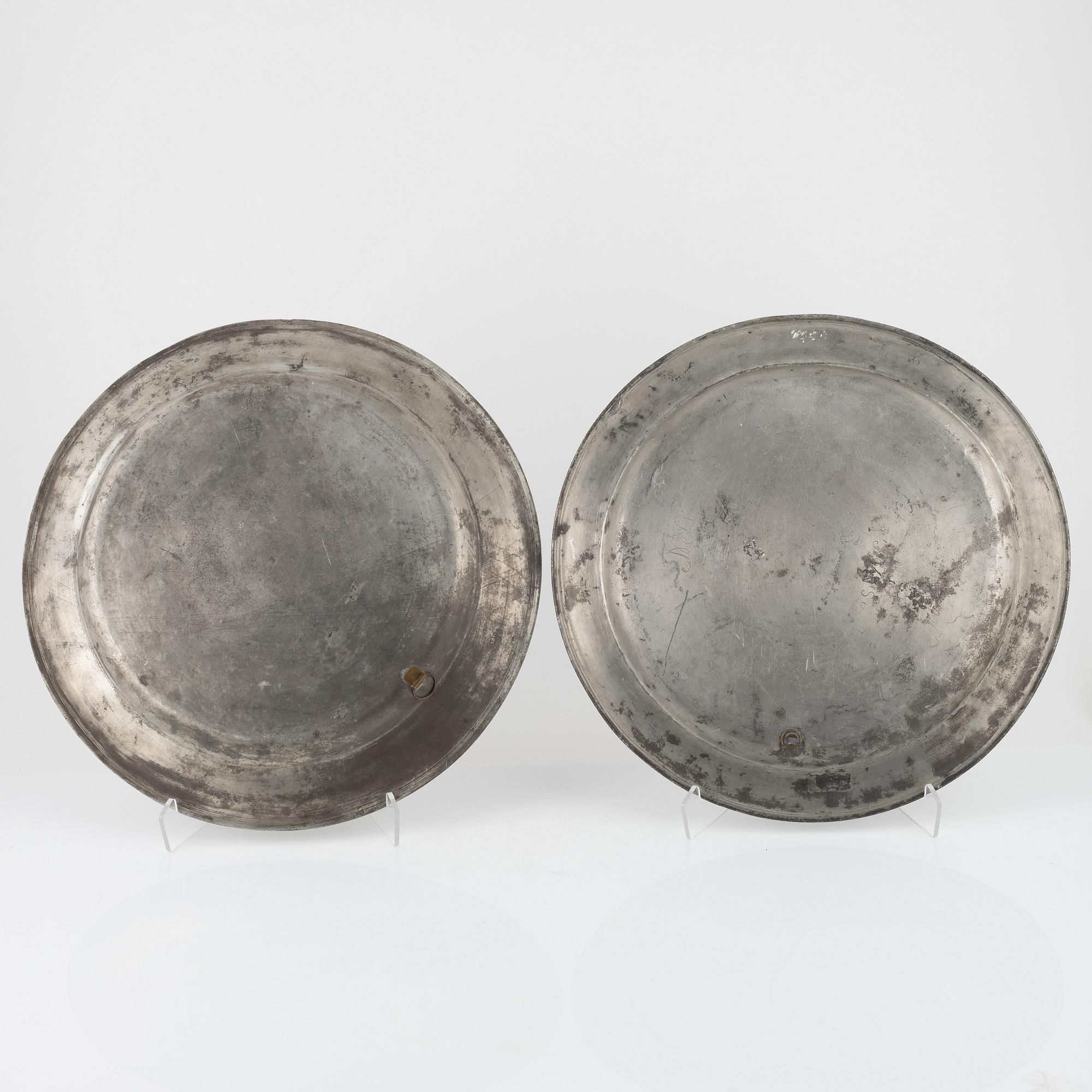 Three pewter dishes, Sweden, 18th/19th century.