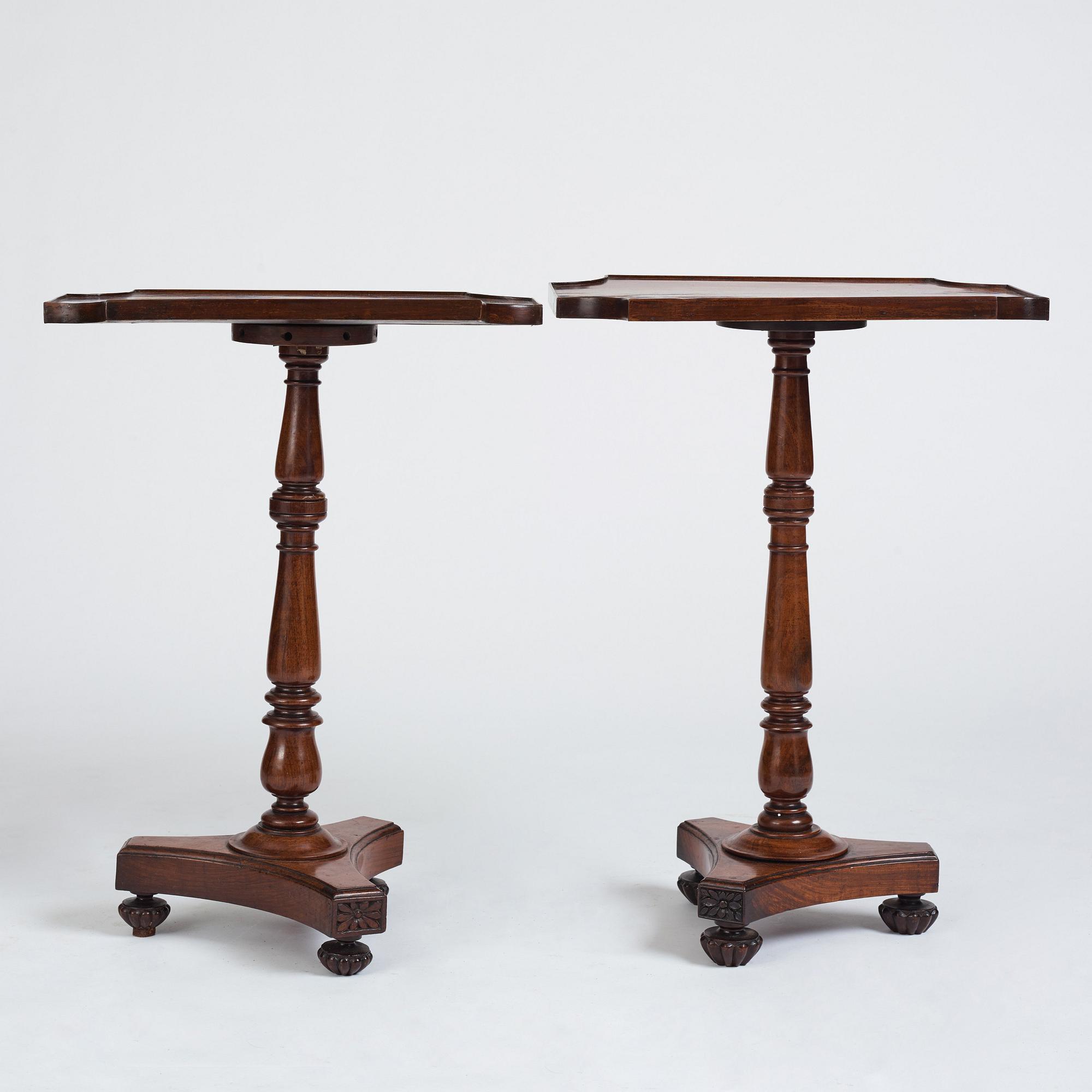 Bord, ett par snarlika, England 1800-tal i Thomas Hopes (1769-1831) manér.