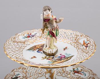 ETAGERE, porslin, Meissen, 1900-talets mitt.