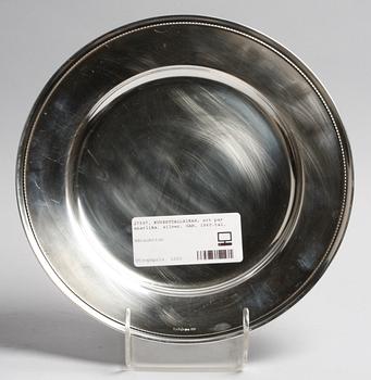 KUVERTTALLRIKAR, ett par snarlika, silver, GAB, 1960-tal.