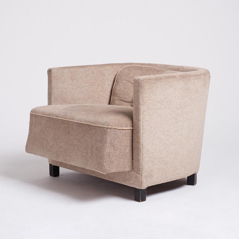 Björn Trägårdh, an armchair model nr 266, Svenskt Tenn Sweden 1930s. Alva & Gunnar Myrdal Collection.