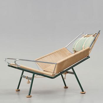 Hans J. Wegner, a 'Flag Halyard' easy chair, Getama, Denmark.