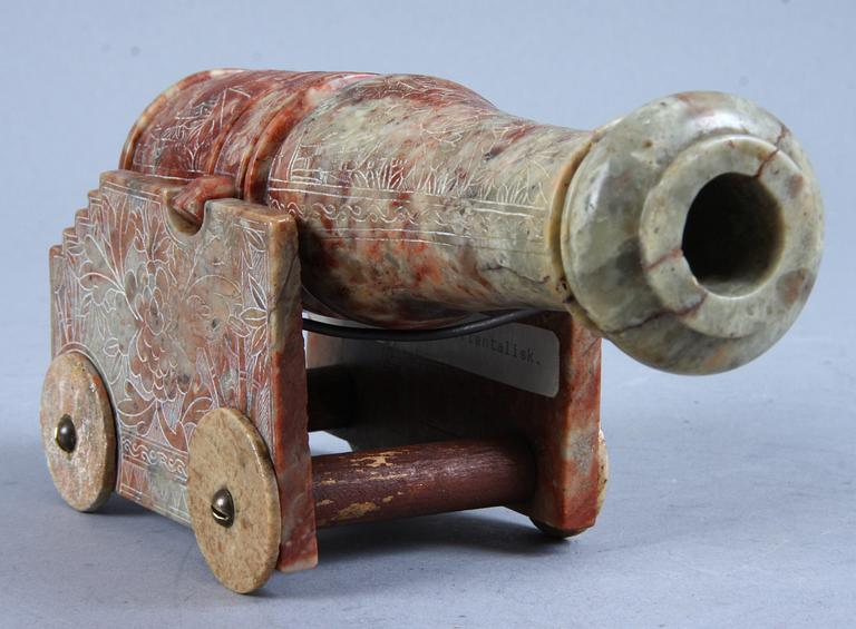 KANON, sten, orientalisk, 1900-tal.