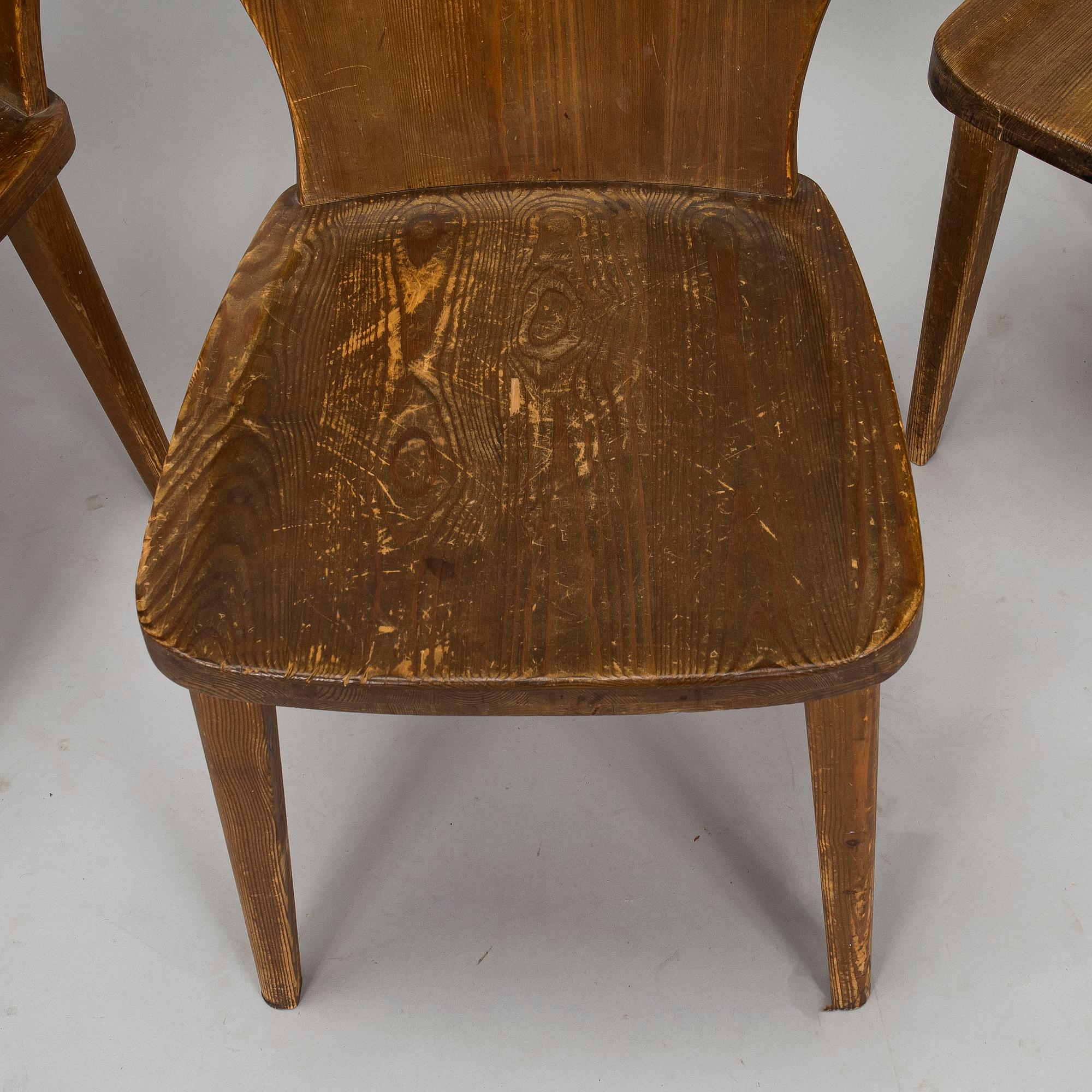 Werner West, a set of four 1930s 'Leo' chairs for Oy Stockmann Ab, Keravan puusepäntehdas, Finland.