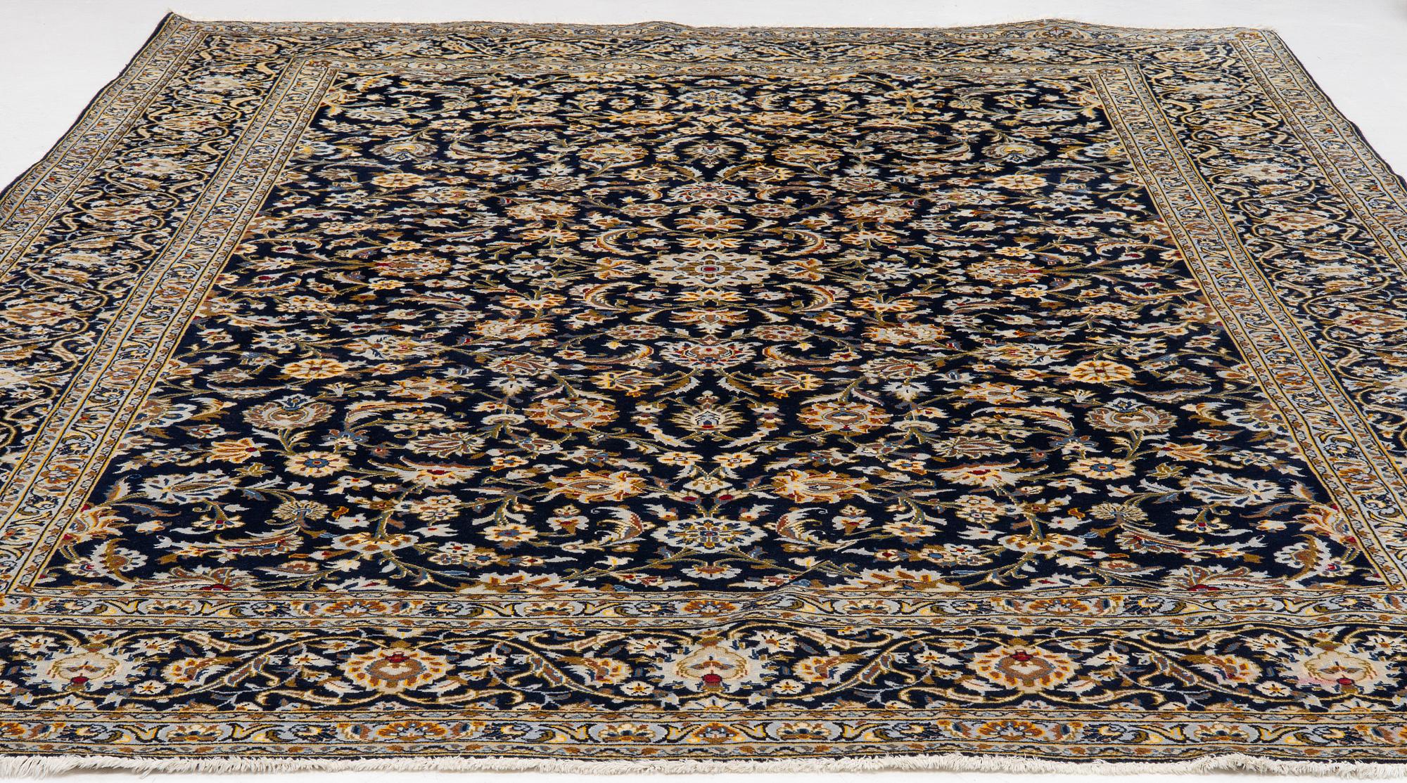 Carpet, Keshan, 375 x 265 cm.