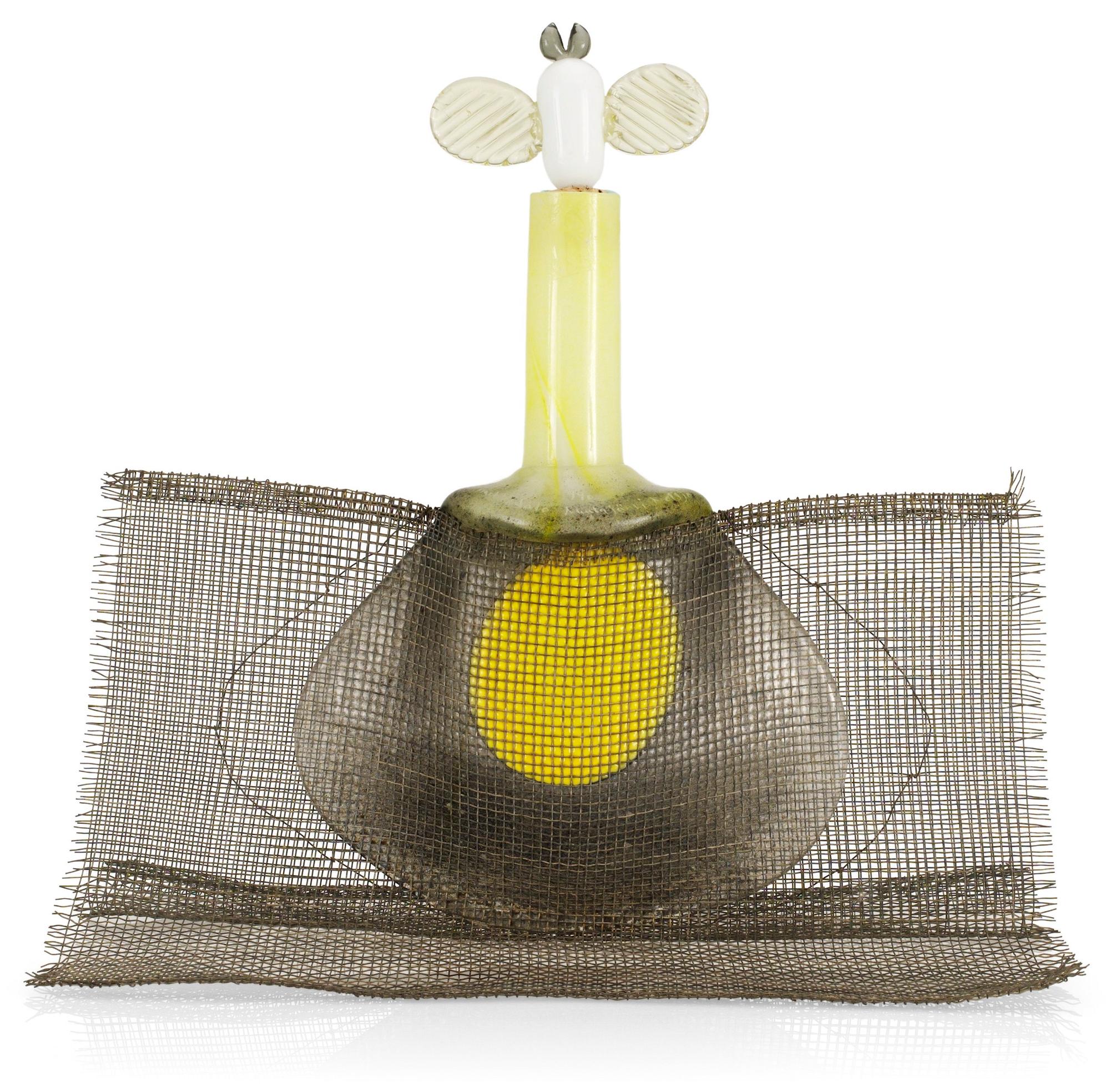 A Markku Salo glass jar/sculpture, "Honey Jar", Nuutajärvi Notsjö 1990.