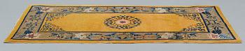 MATTA, old Kina, ca 177,5 x 92,5 cm.