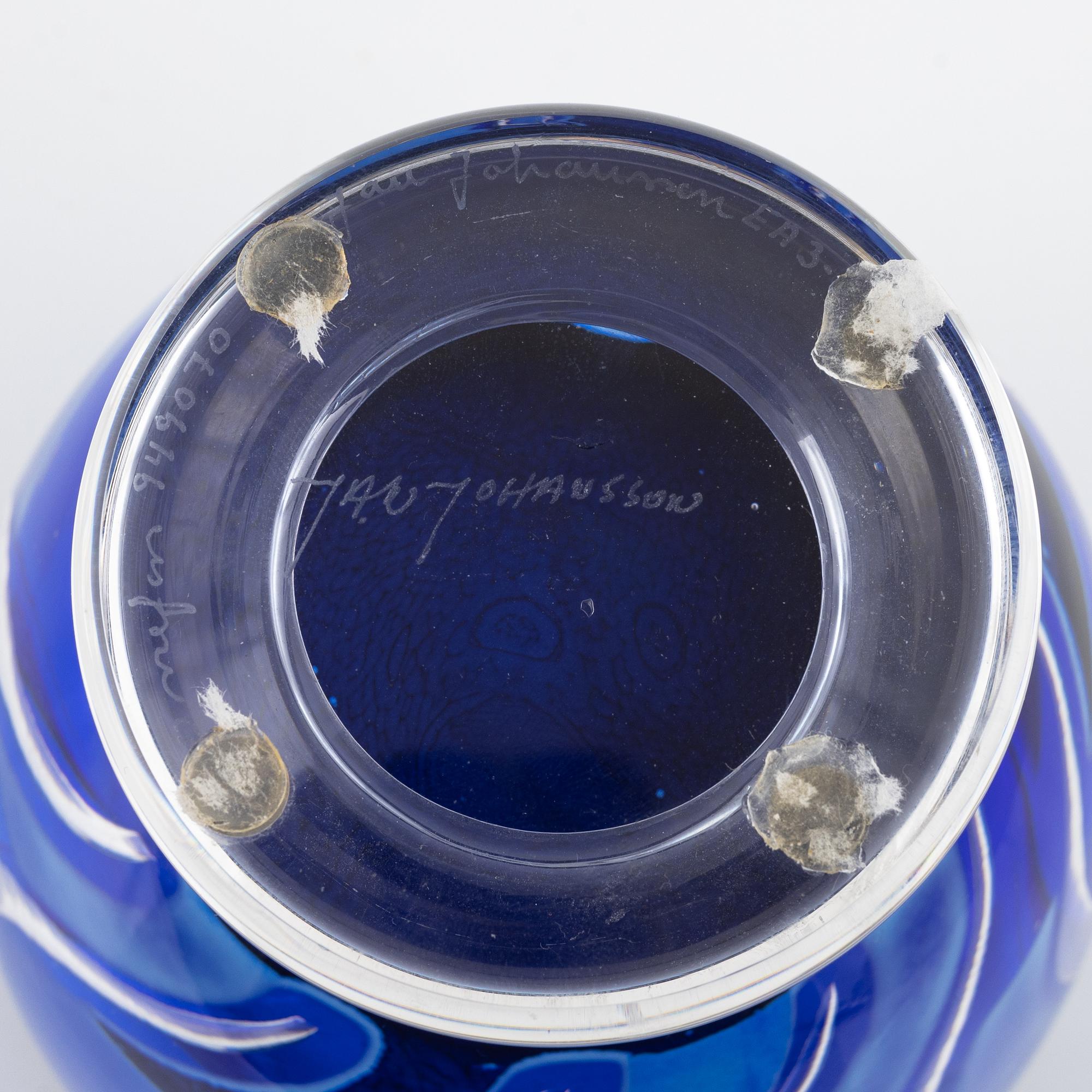 Jan Johansson, an 'Ariel' vase, Orrefors.