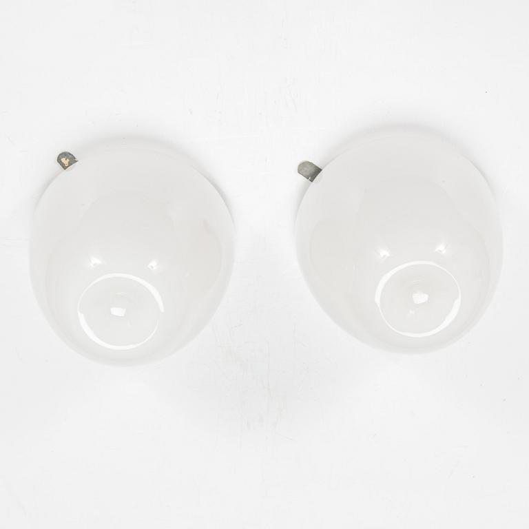 Gunnel Nyman, two mid-20th century pendant '80115 light for Idman.