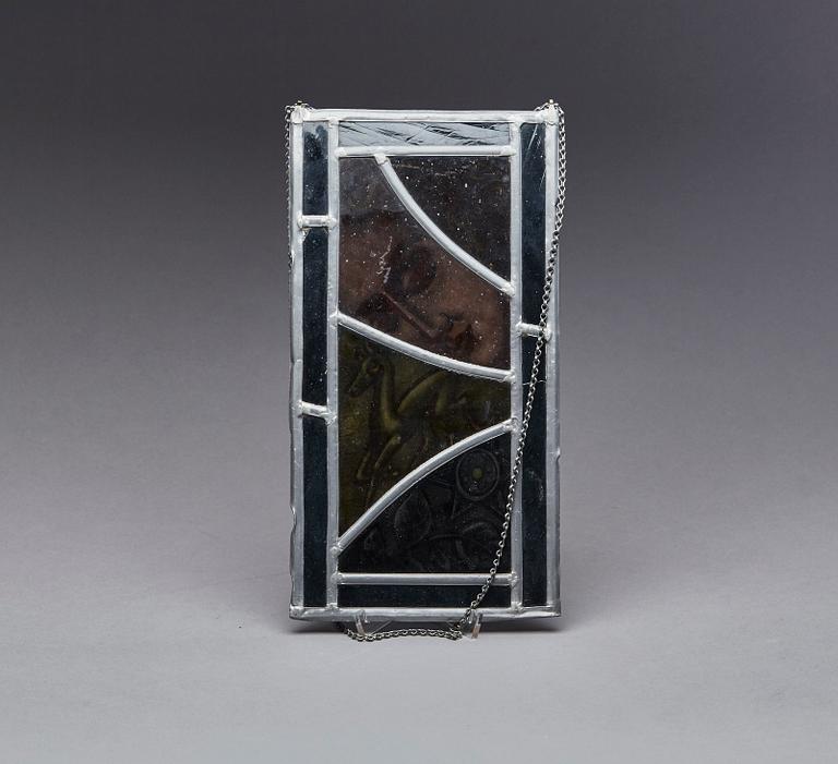 PLAKETT MED BLYINFATTAT GLAS, 1900-TAL.