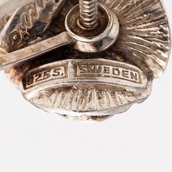 Theresia Hvorslev, A pair of sterling silver earrings and a pendant. MEMA, Lidköping, 1978.