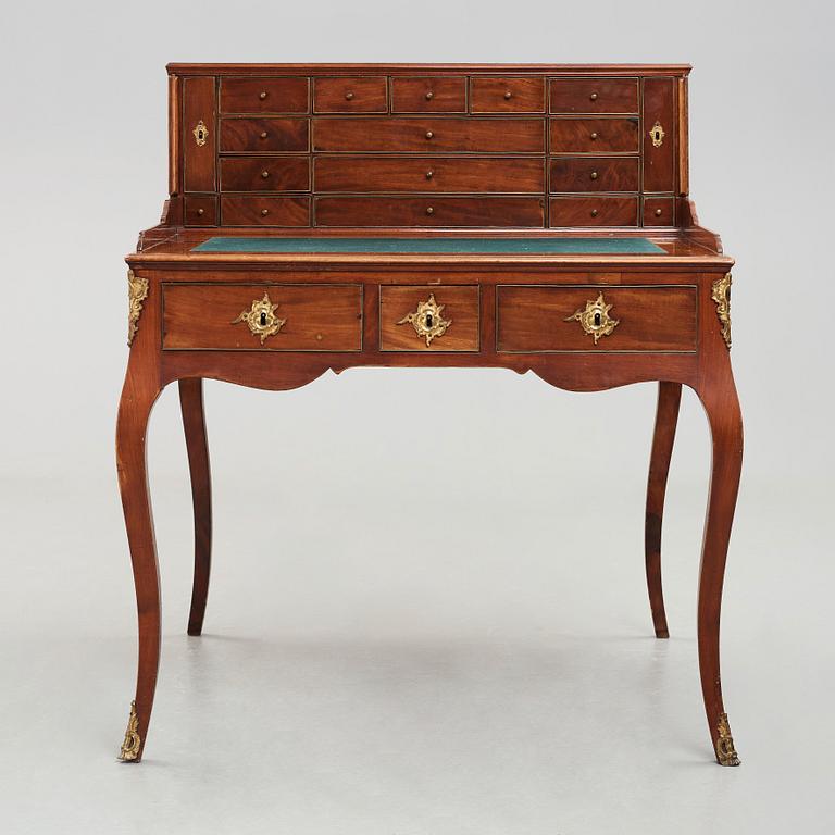 SKRIVBORD med UPPSATS, stockholmsarbete, 1700-talets andra hälft, rokoko.
