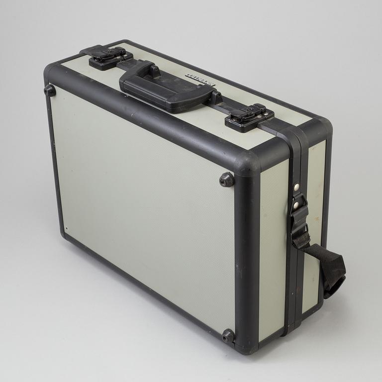 A black body Hasselblad 500 ELX Camera from Sweden 1986. With Sonnar 4/150 T*.