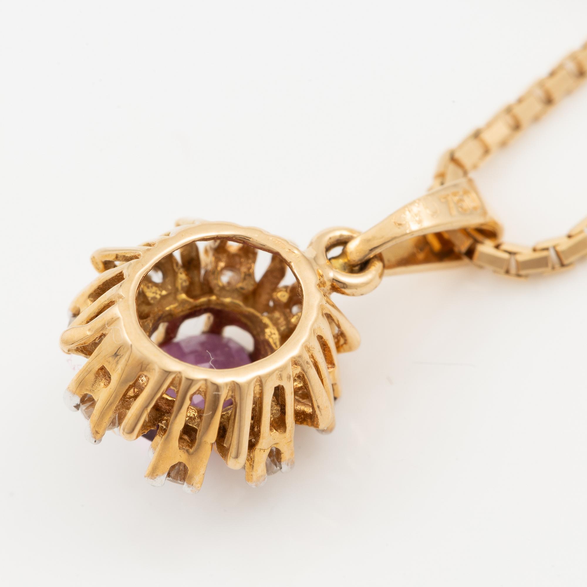 Pendant with gold chain, 
Pendant with white gold chain, 
Earrings a pair, rubies with brilliant-cut diamonds.