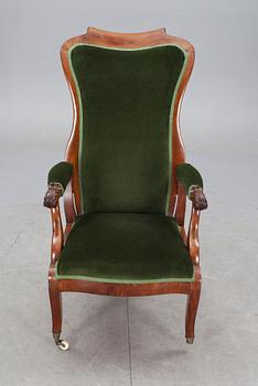 FÅTÖLJ. Regency, 1800-talets första hälft.