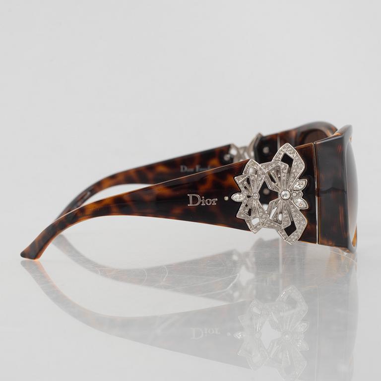 Christian Dior, solglasögon, "Froufrou", limiterad upplaga 2015.