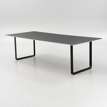 TAF Studios, bord "70/70", Muuto, samtida.