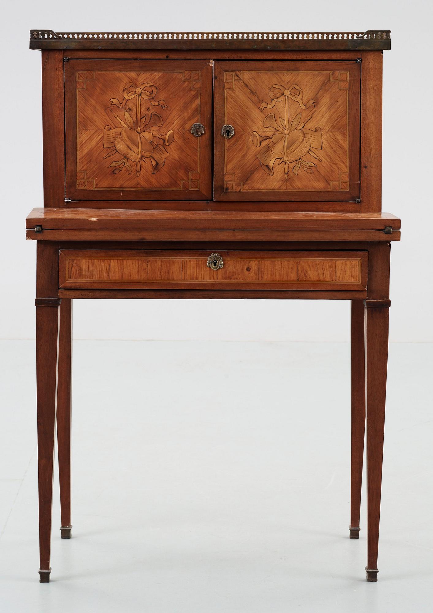 SEKRETÄR, Louis XVI-stil 1900-talets början.