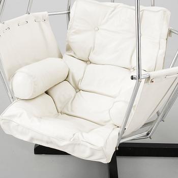 FÅTÖLJ, "Papegojan", Ib Arberg, Ibar Design AB, Jönköping, Formgiven 1970-71.