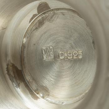 Praktvaser, ett par, sterling silver, 1900-tal.