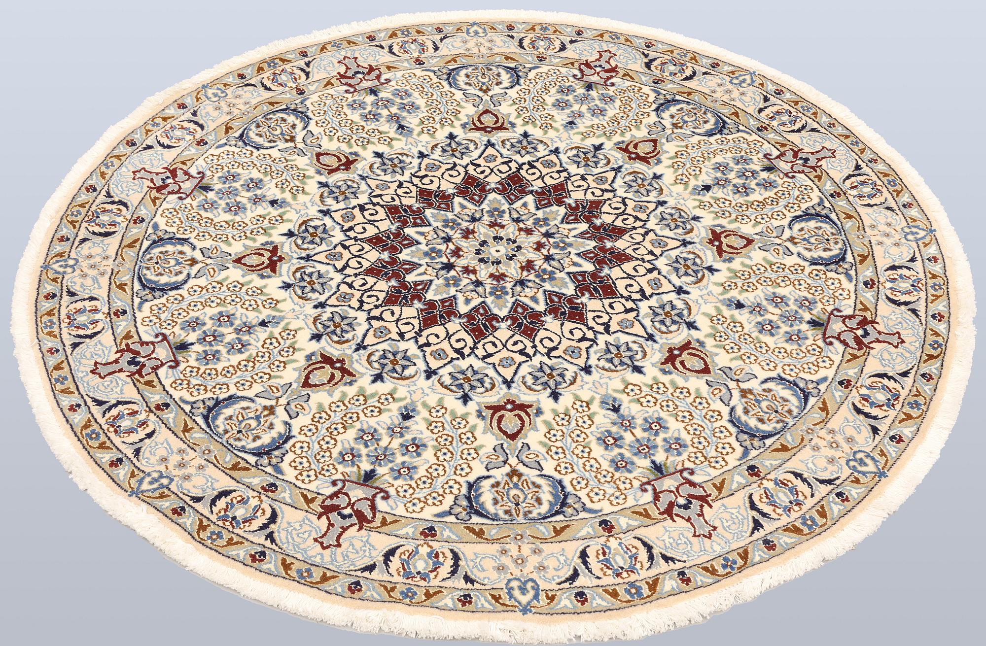 Matta, Nain, part silk, s.k. 9LAA, diameter 146 cm.