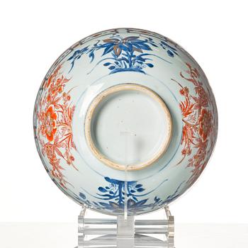 Skål, porslin. Qingdynastin, Kangxi (1662-1722).